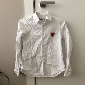 CDG play white heart patch shirt